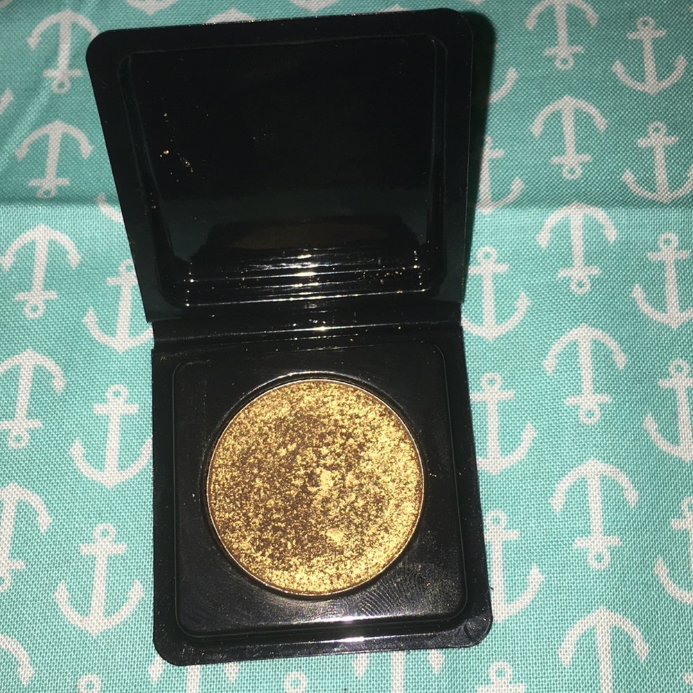 HIKARI cream pigment gold